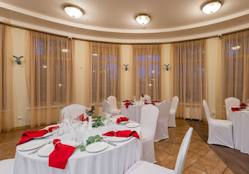 Фото №4 зала Особняк в парке Сосновка