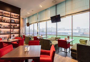 Фото №3 зала Трибуна