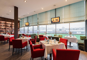 Фото №13 зала Трибуна