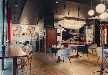 Фото №4 зала Bistrot LeMoujik на Морской