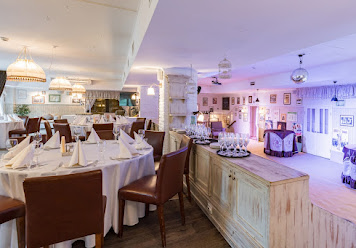 Фото №13 зала Stroganoff Bar & Grill