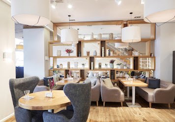 Фото №12 зала BONA на Есенина