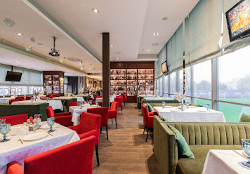 Фото №16 зала Трибуна