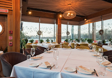 Фото №17 зала Чайка