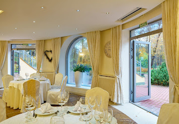 Фото №4 зала Репинский курорт