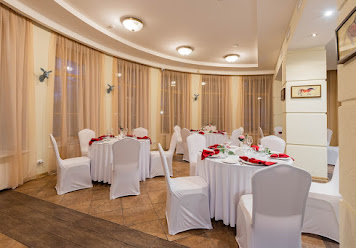 Фото №2 зала Особняк в парке Сосновка