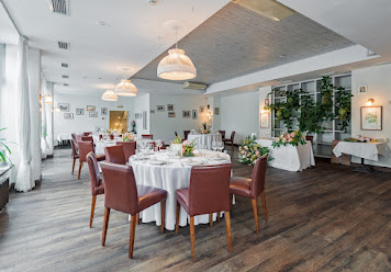 Фото №5 зала Stroganoff Bar & Grill