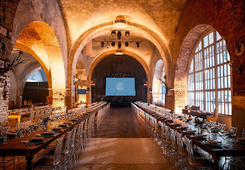 Фото №2 зала LOFT HALL