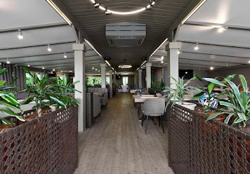 Фото №5 зала Алые паруса