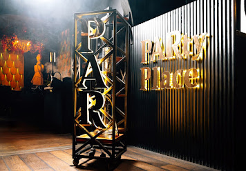 Фото №12 зала PAR на Восстания