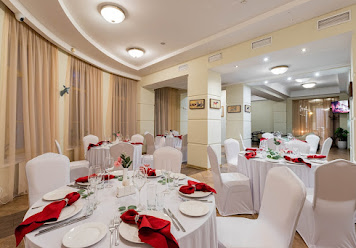 Фото №3 зала Особняк в парке Сосновка